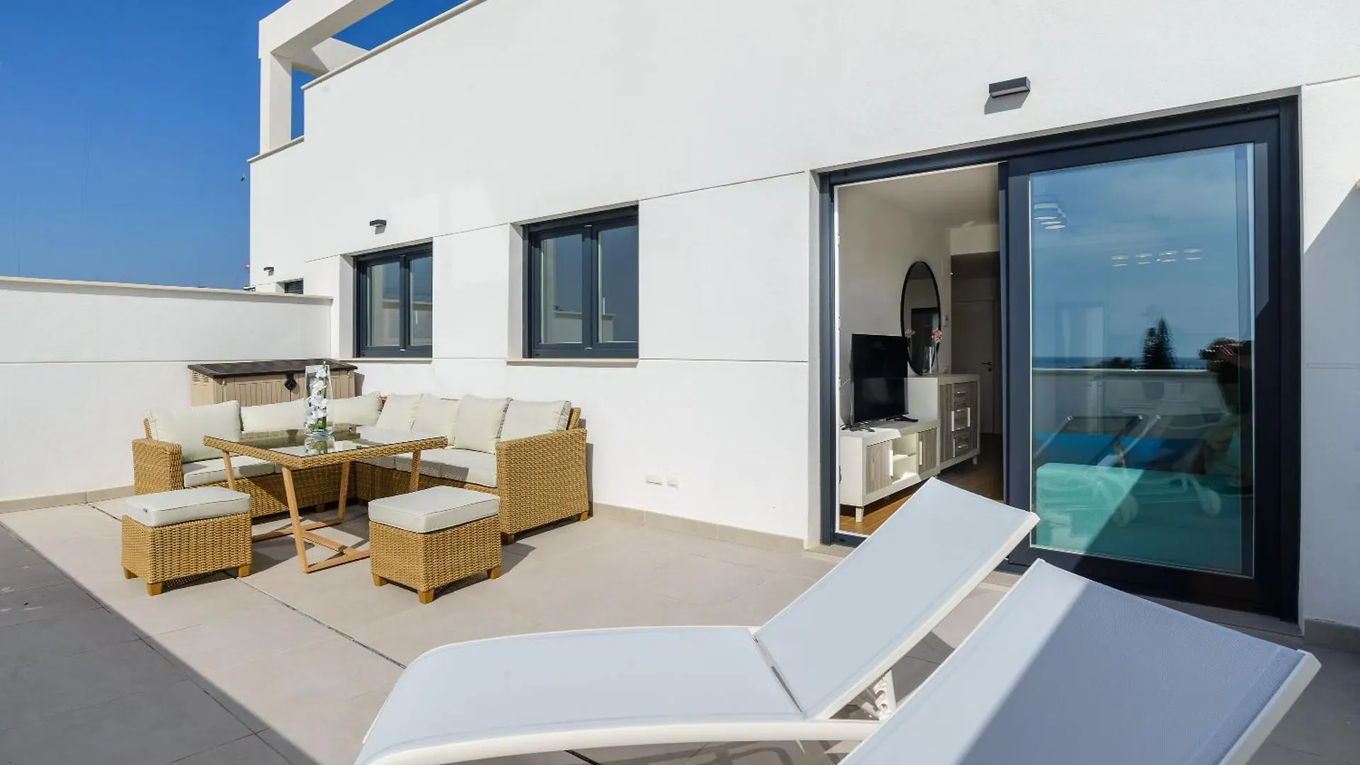 Celere Sea Views Apartman Estepona